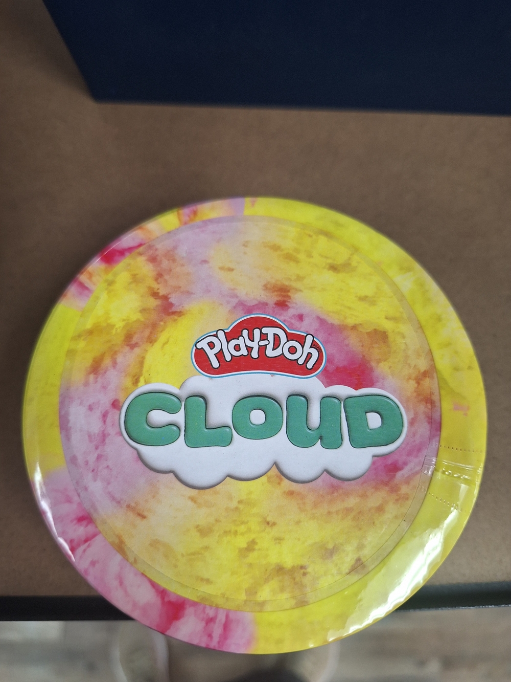 Play-Doh Cloud Modeling Compound - Yellow & Pink Swirl